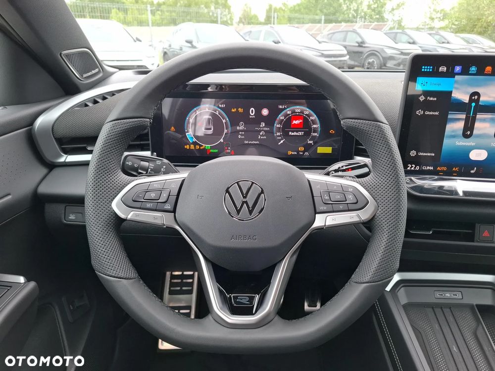 Volkswagen T-Roc 1.5 TSI R-Line DSG - 16