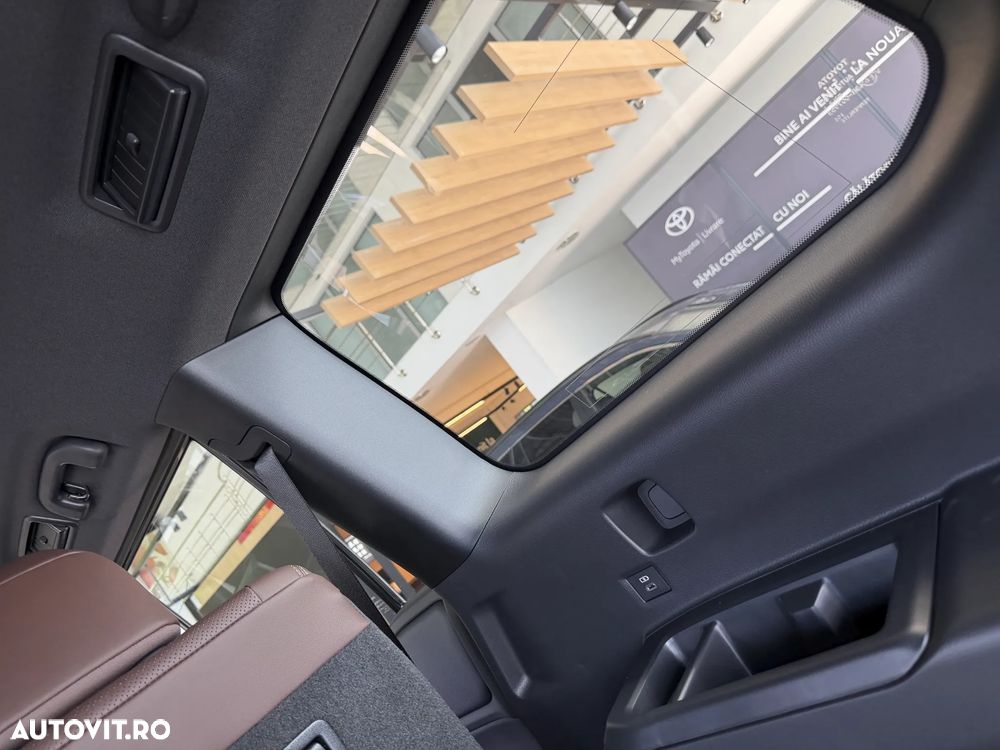 Toyota Land Cruiser 250 2.8l D-4D 204 CP MHEV A/T 7 locuri Executive - 25