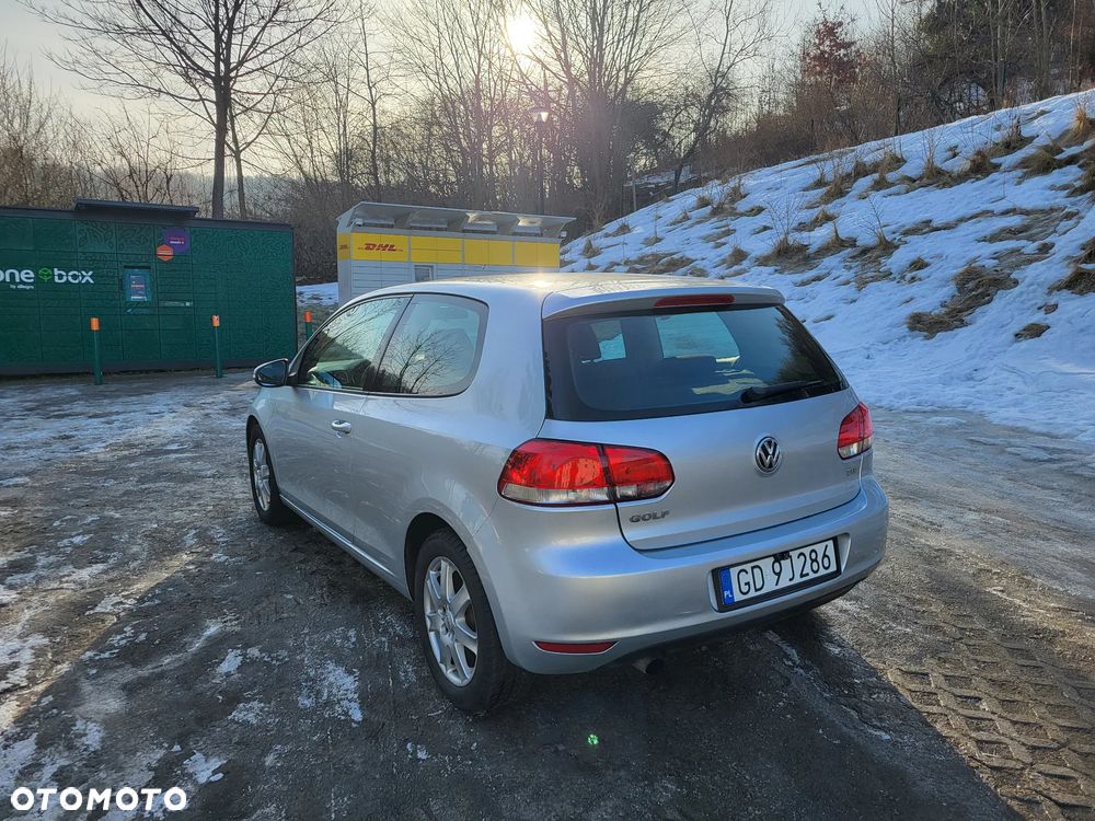 Volkswagen Golf - 16