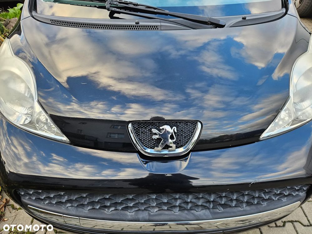 Peugeot 107 maska EXZ