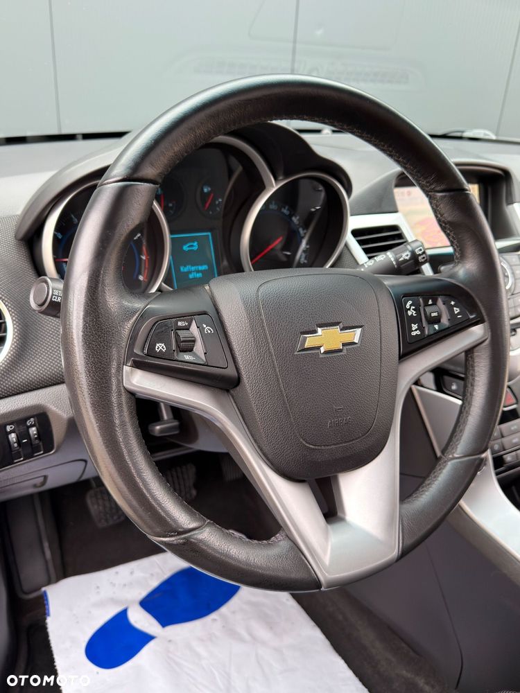 Chevrolet Cruze 1.4T LT+ - 37