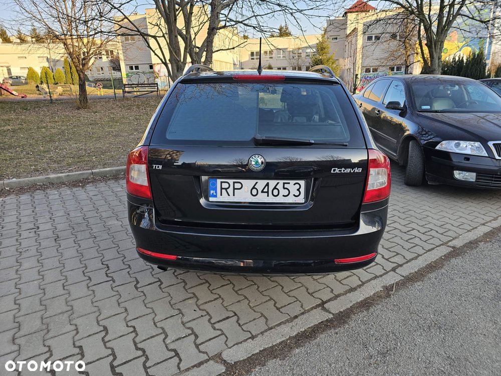 Skoda Octavia 2.0 TDI Active - 7