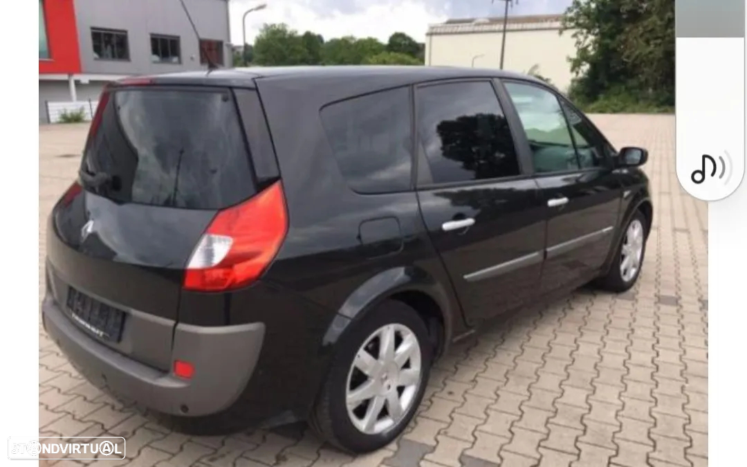 Renault Scénic 1.5 dCi Dynamique Luxe - 2