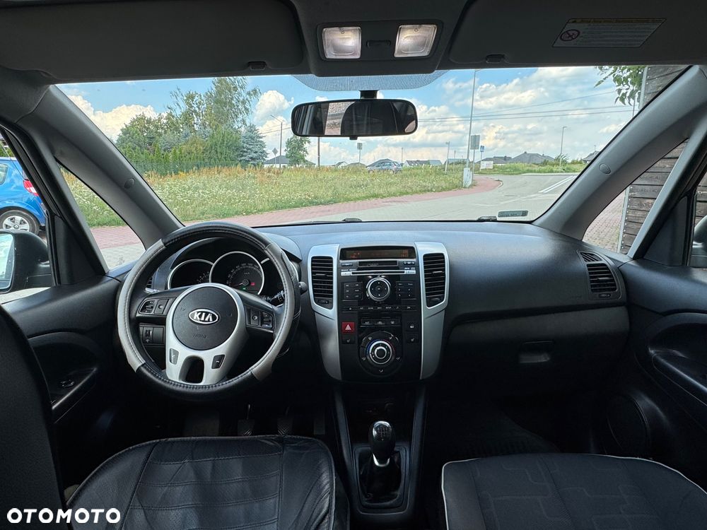 Kia Venga - 5