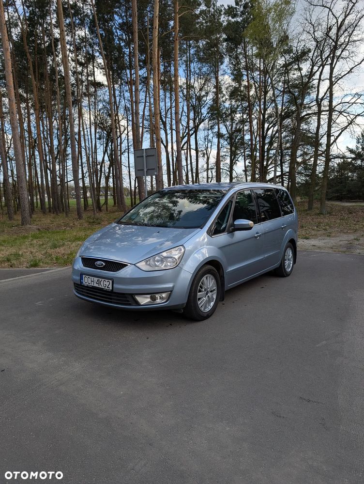 Ford Galaxy 2.0 Ghia - 1