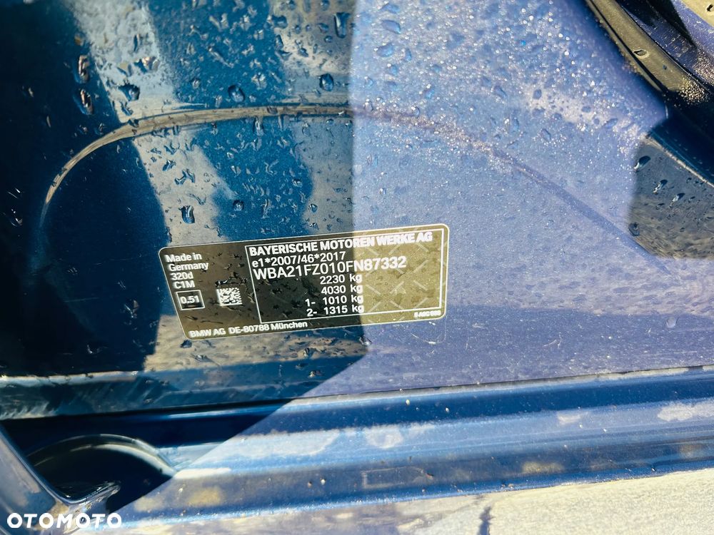 BMW Seria 3 320d Sport Line Shadow - 21