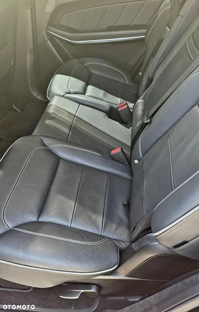 Mercedes-Benz GL 500 4Matic (BlueEFFICIENCY) 7G-TRONIC - 21