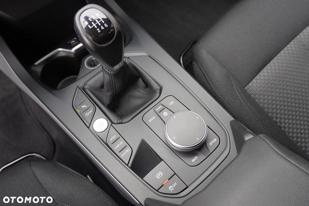 BMW Seria 1 116i Advantage - 22
