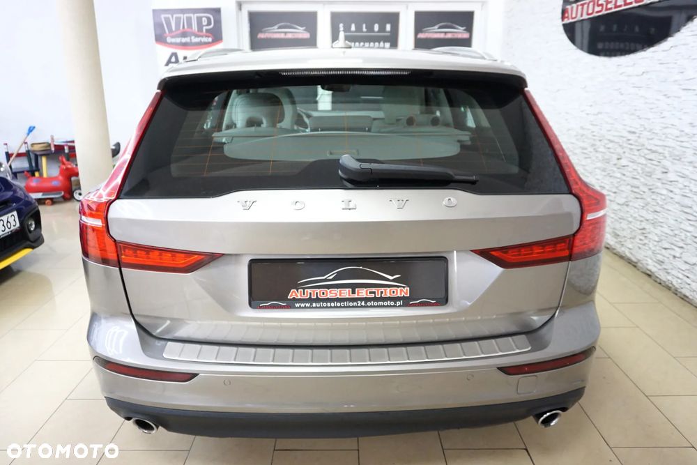 Volvo V60 D3 AWD Geartronic Momentum - 5