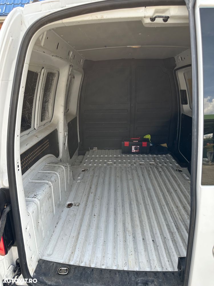 Volkswagen Caddy Maxi - 7