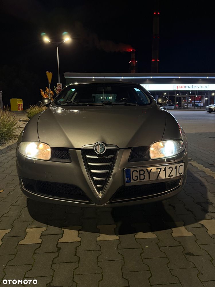 Alfa Romeo GT 1.9JTD 16V Black Line - 3