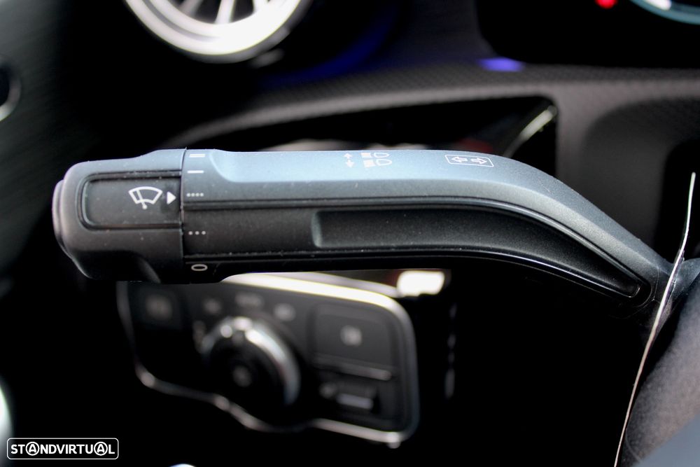 Mercedes-Benz A 35 AMG 4Matic Speedshift DCT 7G - 23
