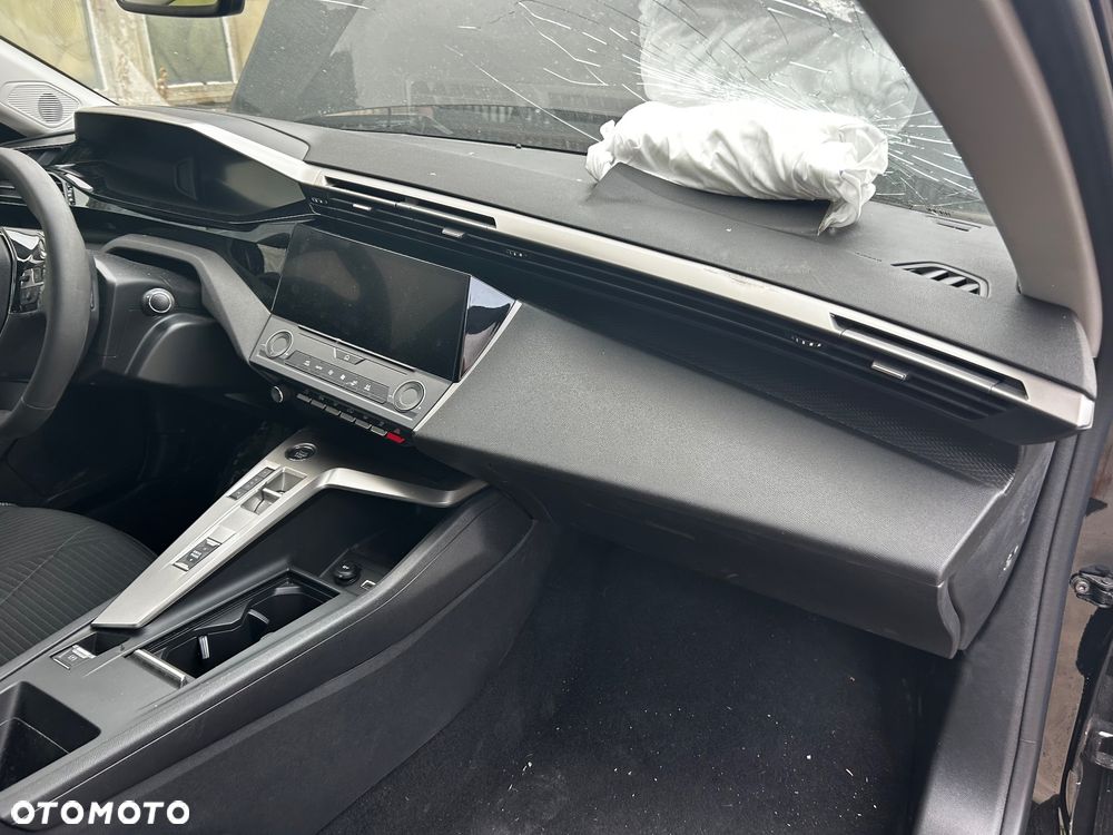 Peugeot 308 - 18