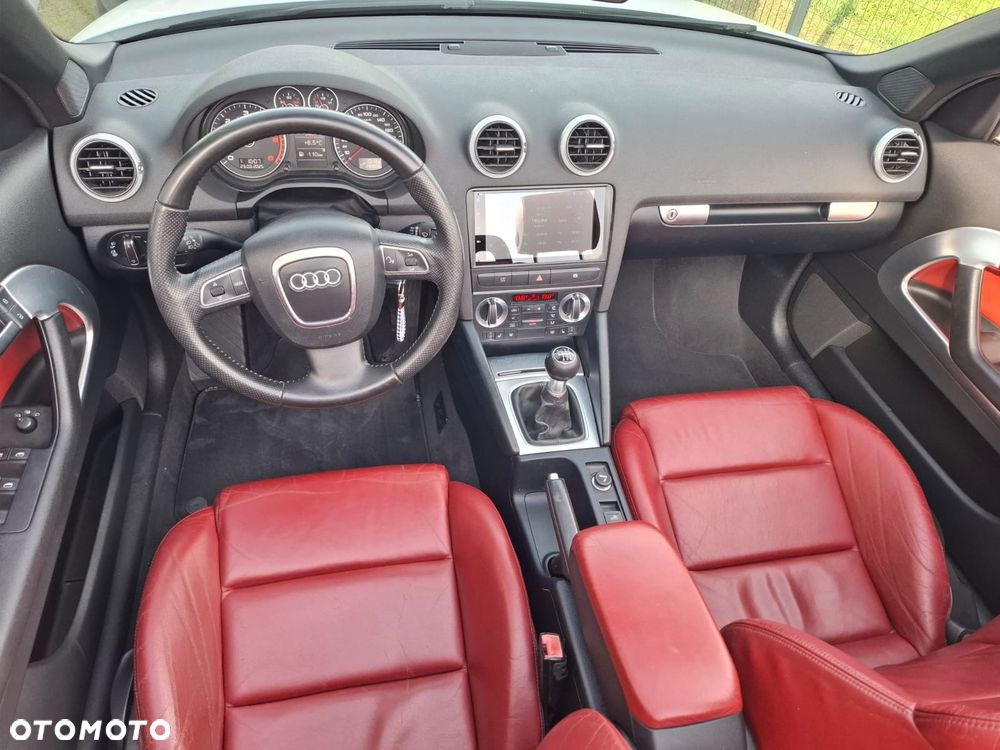 Audi A3 Cabrio 2.0 TDI DPF Ambition - 4