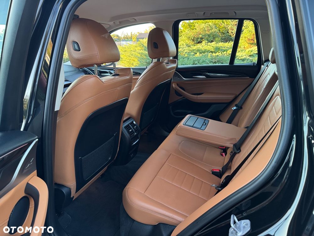 BMW X3 sDrive18d xLine sport - 23