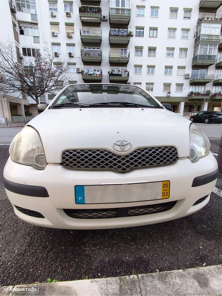 Toyota Yaris 1.4 D-4D Sol - 2