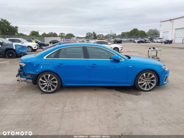 Audi A4 Limousine 2.0 TFSI quattro S tronic design - 12
