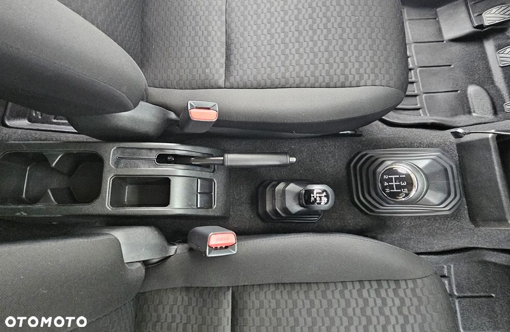 Suzuki Jimny 1.5 ALLGRIP Comfort - 16