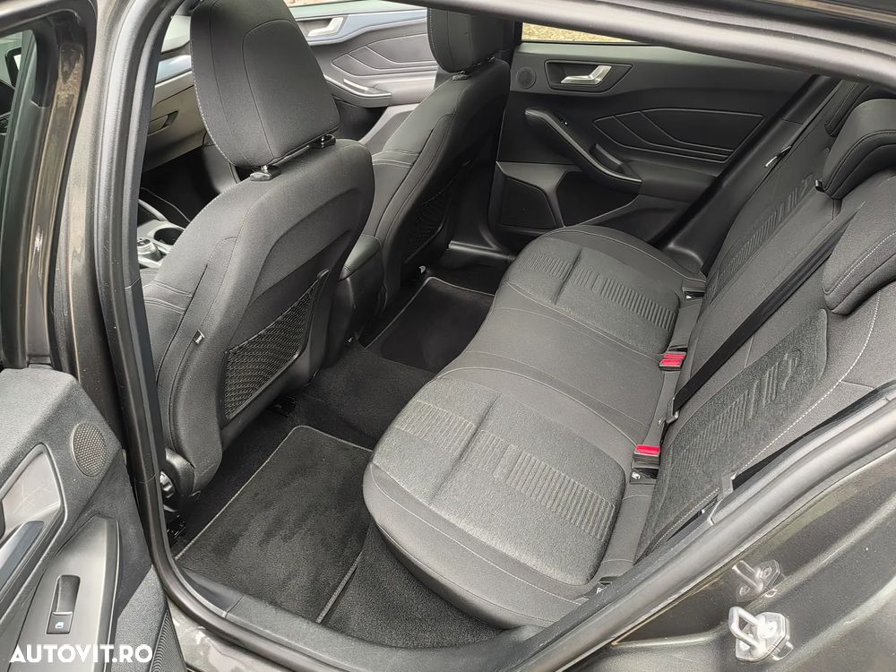 Ford Focus 1.5 EcoBlue Start-Stopp-System Aut. TITANIUM DESIGN - 23