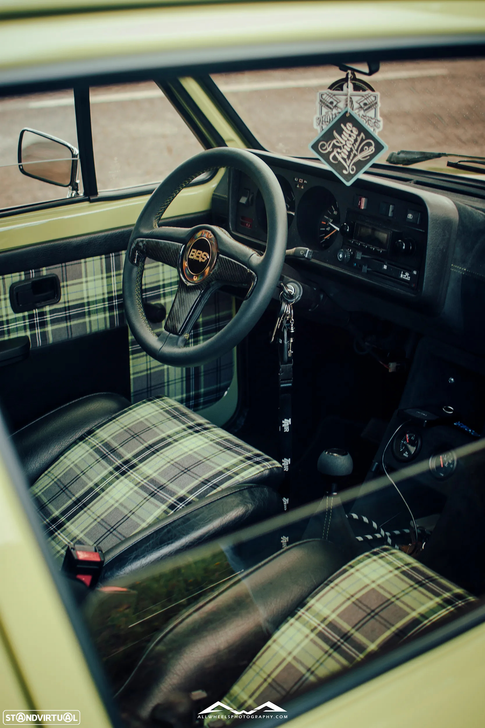 VW Golf - 4