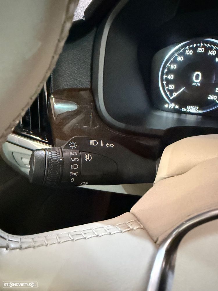 Volvo S90 2.0 D4 Momentum Con.Geartronic - 18