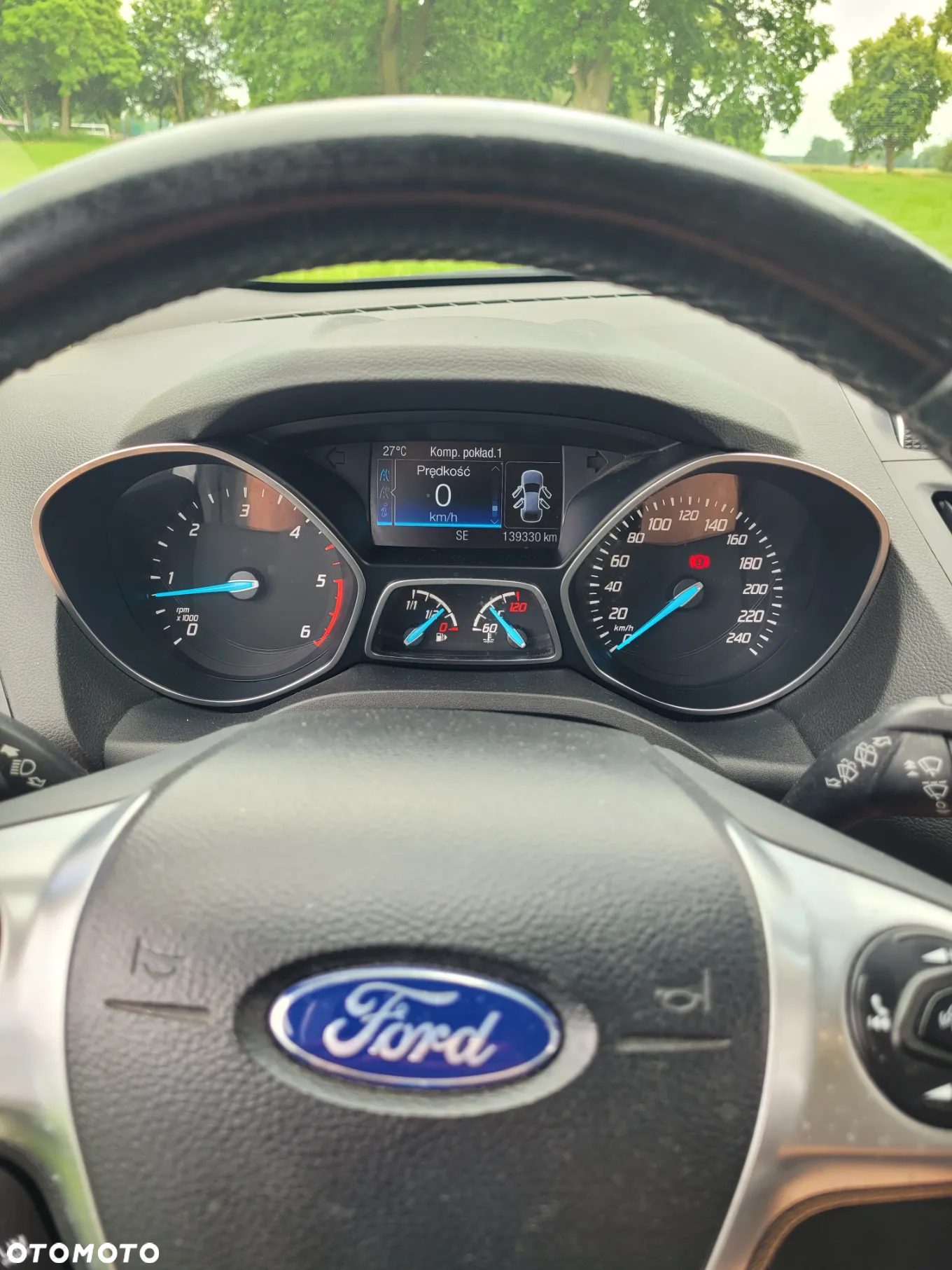 Ford Kuga 2.0 TDCi FWD Titanium - 29
