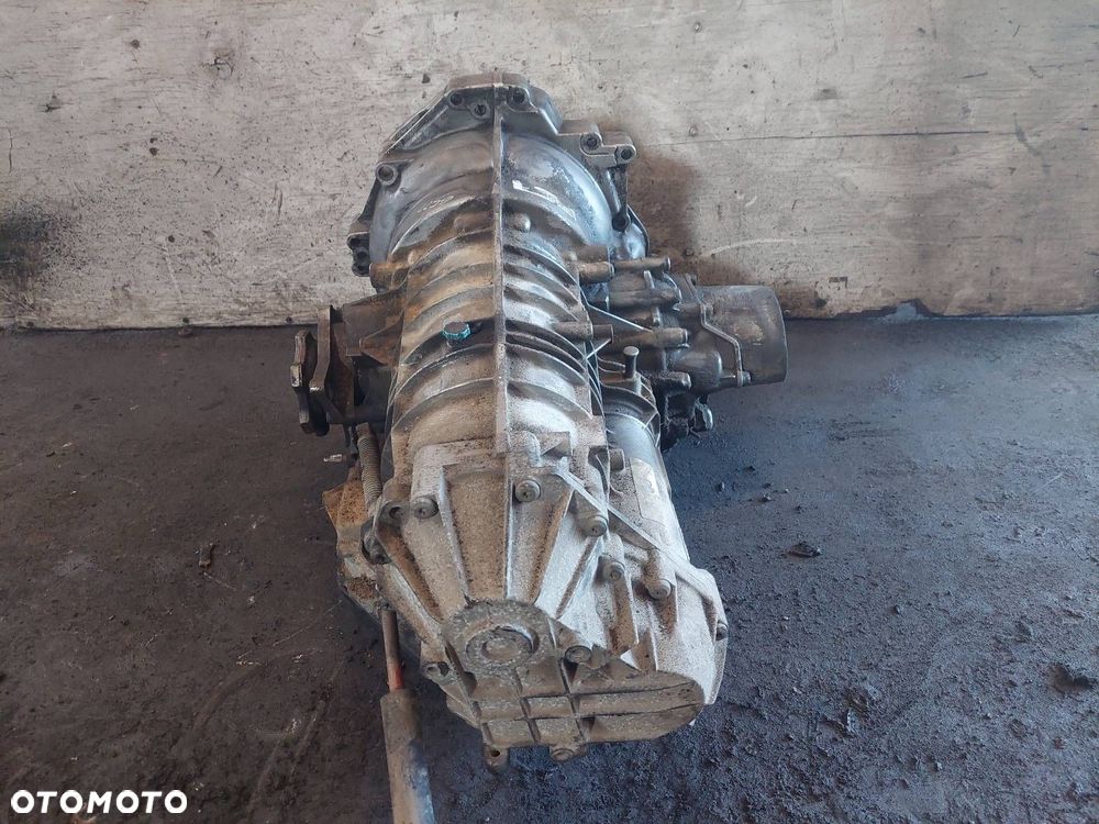SKRZYNIA BIEGÓW AUTOMATYCZNA USZKODZONA VOLKSWAGEN PASSAT B5 1.8 T CJQ - 6