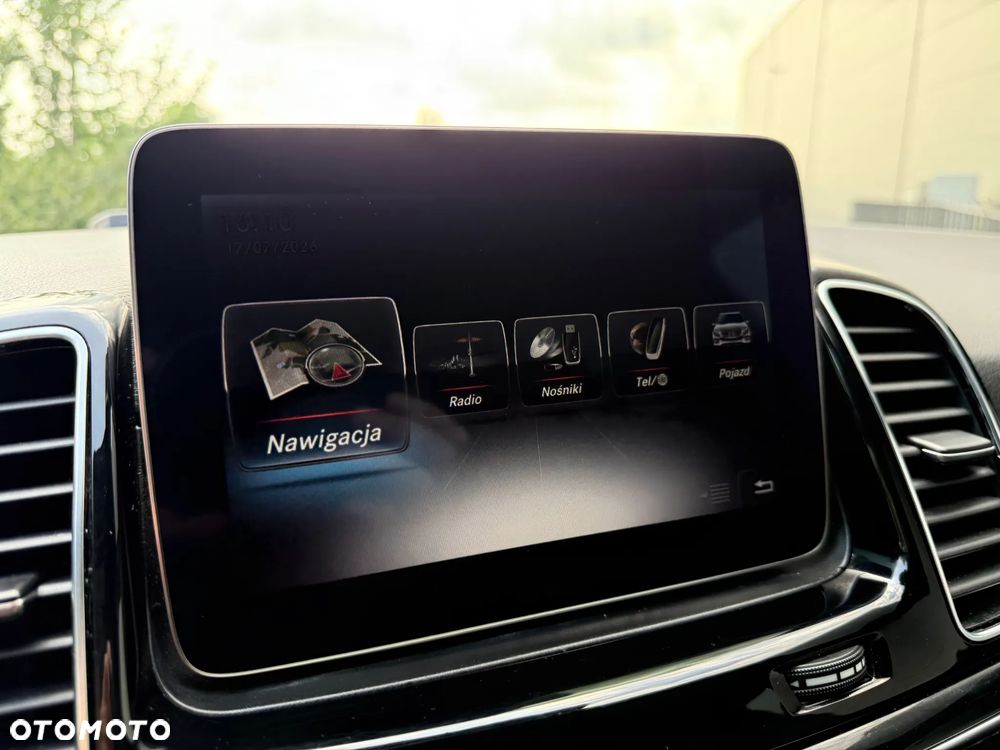 Mercedes-Benz GLE 400 4-Matic 9G-TRONIC - 24