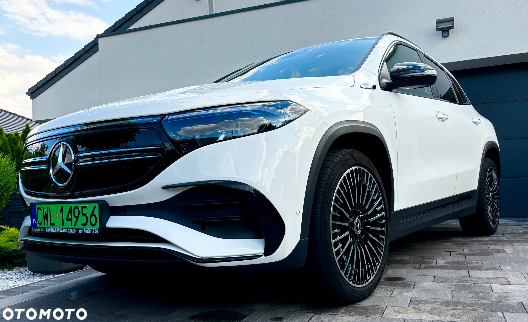 Mercedes-Benz EQA - 22