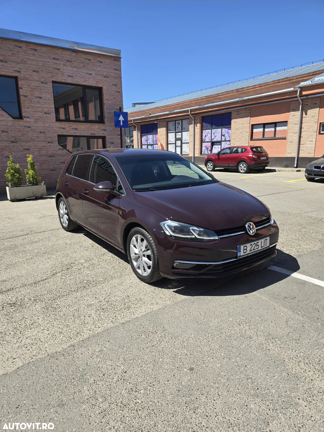 Volkswagen Golf 1.6 TDI DSG Highline - 3