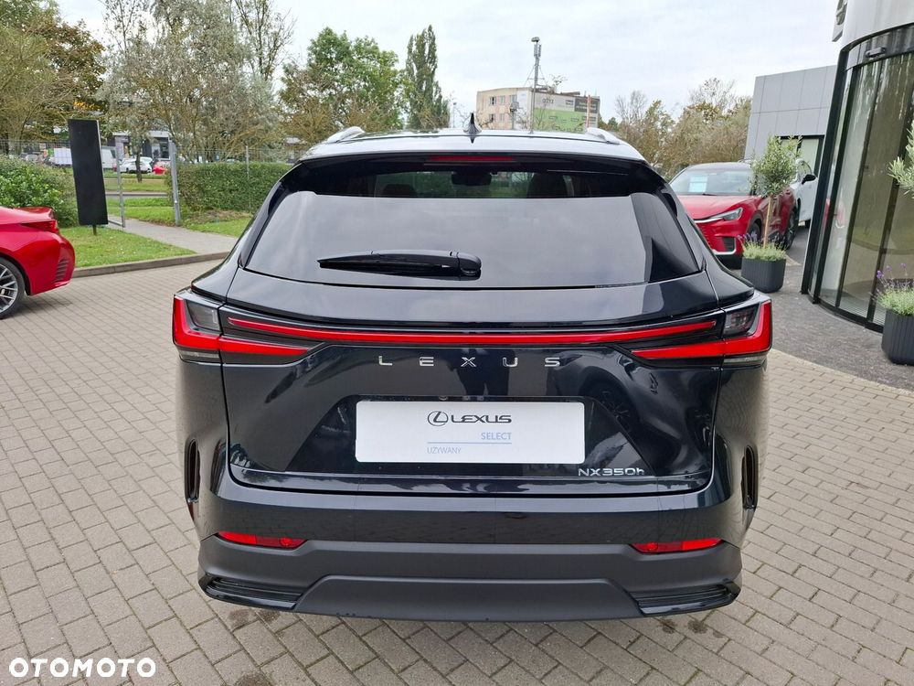 Lexus NX 350h Omotenashi AWD - 4