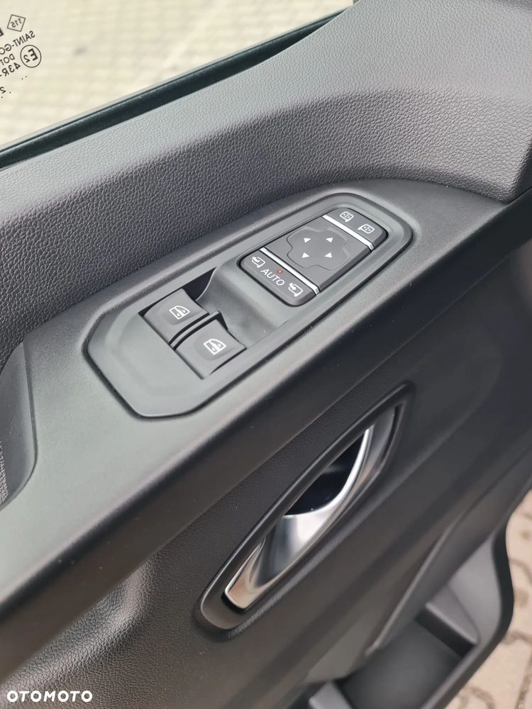 Renault Trafic - 15