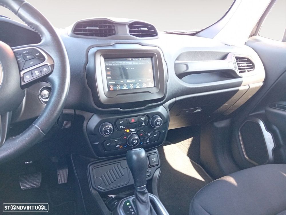 Jeep Renegade 1.3 T Limited DCT - 11