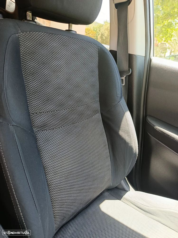Nissan Qashqai 1.5 dCi N-Connecta - 43