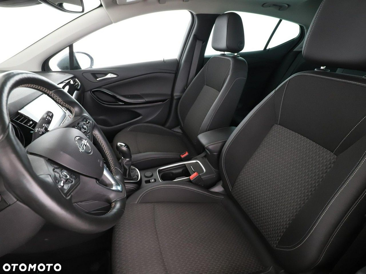 Opel Astra 1.4 Turbo Innovation - 13