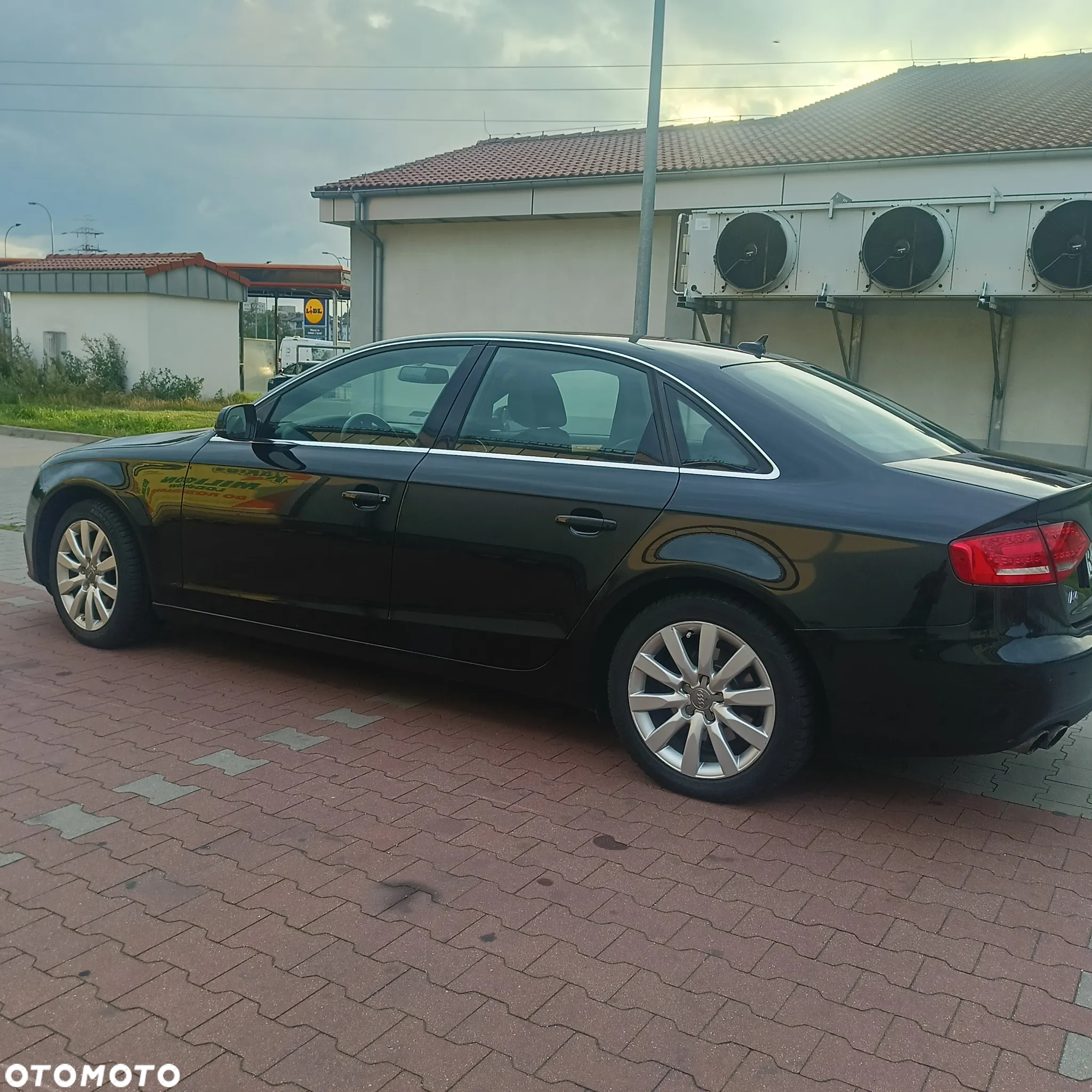 Audi A4 ver-2-0-tfsi-quattro-s-tronic - 4