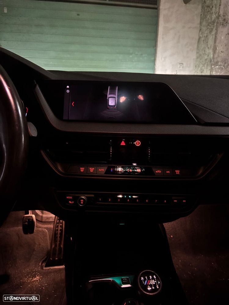 BMW 116 d Pack Desportivo M - 15