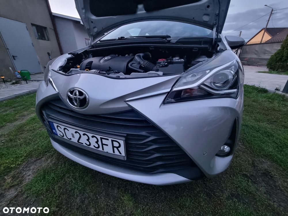 Toyota Yaris 1.5 Premium - 19