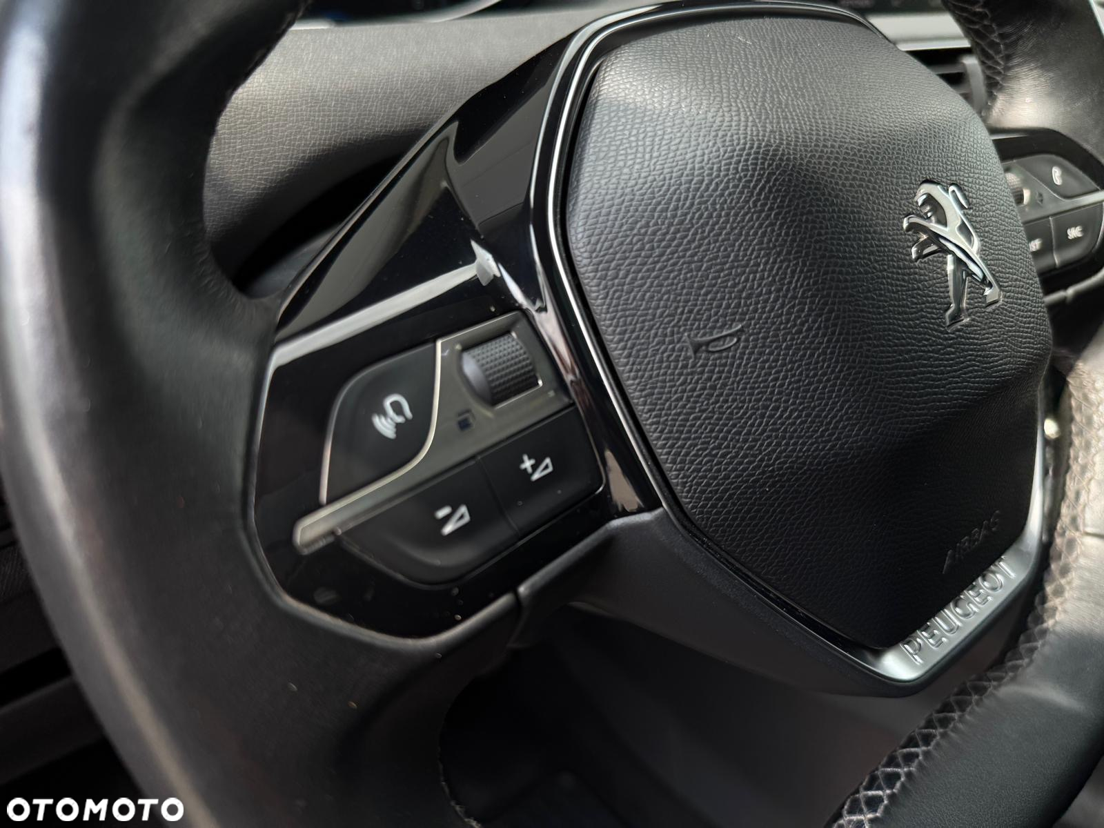 Peugeot 3008 2.0 BlueHDi Allure S&S - 21