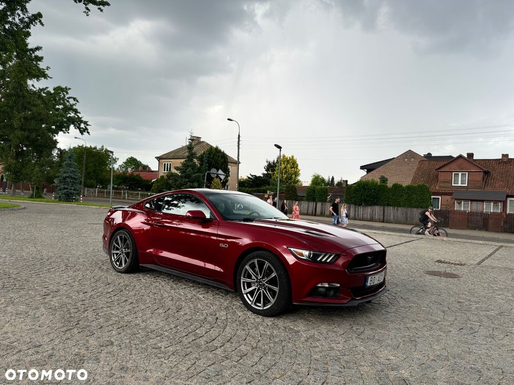 Ford Mustang 5.0 V8 GT - 4