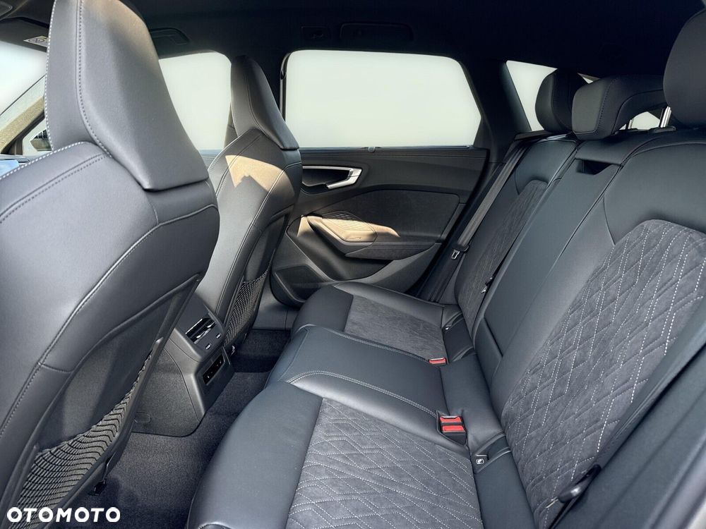 Audi A5 Avant - 16