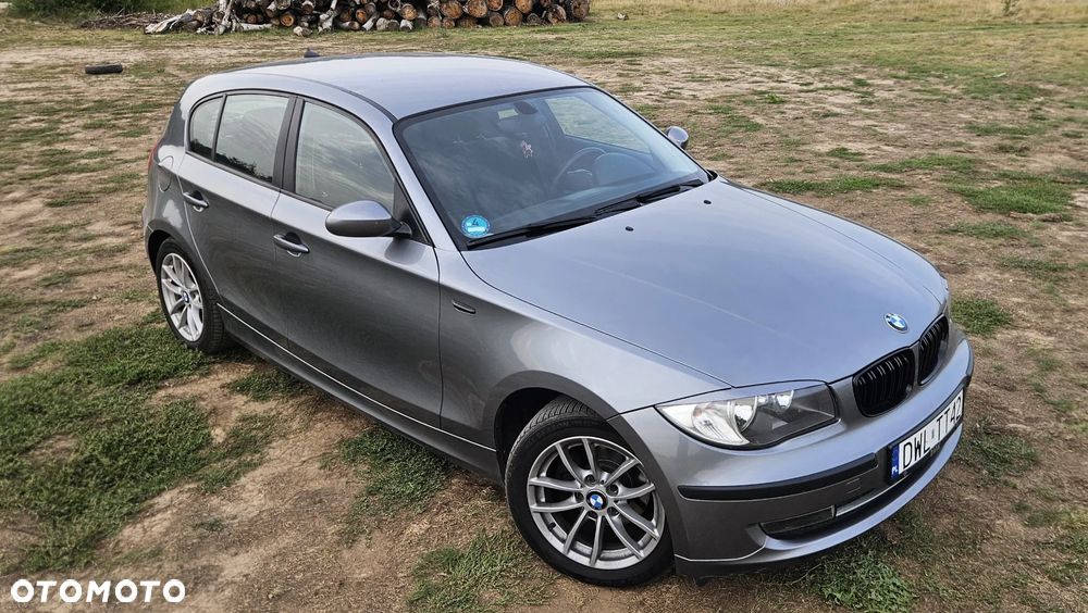 BMW Seria 1 - 38