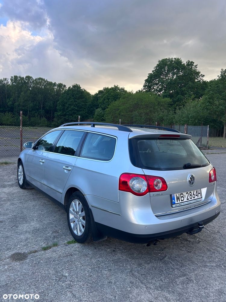 Volkswagen Passat 2.0 TDI Comfortline DSG - 7