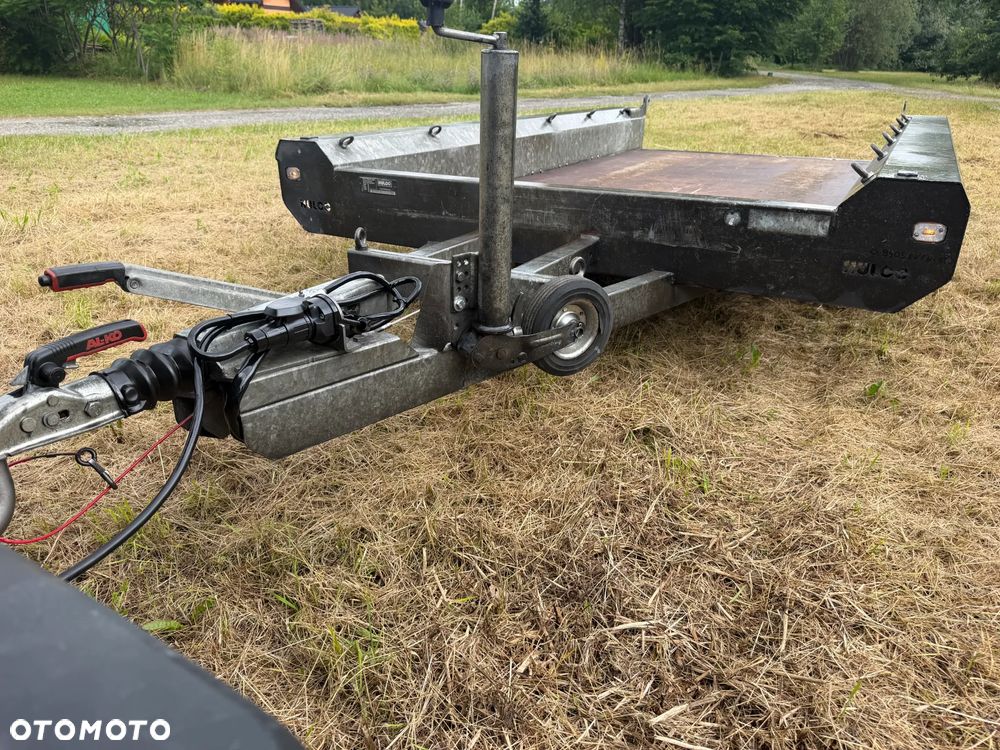 Inny Przyczepa Dwuosiowa Ciężarowa-LAWETA Do Koparek Maszyn Budowlanych. HULCO TERRAX-2 3001-LK.  NAJAZD Pełny Klapa z Bardzo mocnej konstrukcji. Lekki system otwierania najazdu jedną ręką! DMC 3000Kg! Jest To Laweta marki PREMIUM. Dwie ośie hamujące! Pełny ocynk. HULCO to Francuski Producent największy w Europie! Potężna jakość wykonania! Okazja Tanio. Laweta sprowadzona z Norwegii. Zero zużycia jak nówka sztuka! OKAZJA - 12