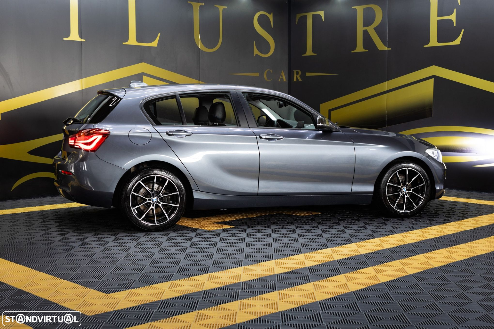BMW 116 d Pack M - 4