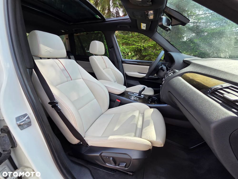 BMW X3 28i xDrive - 16
