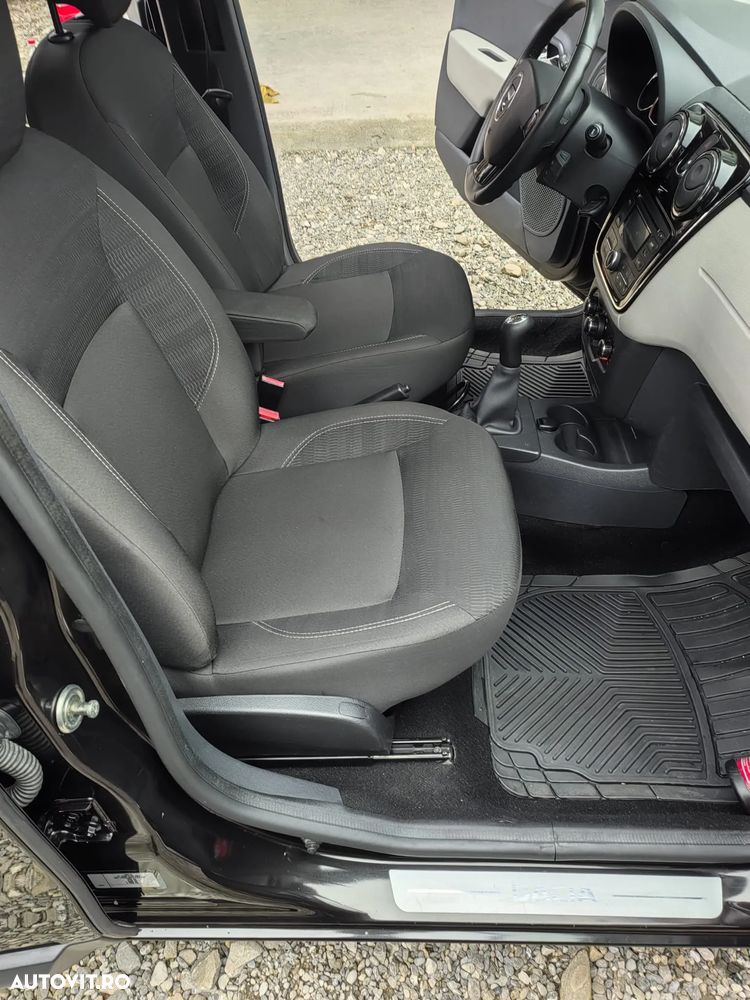 Dacia Lodgy dCi 90 Laureate - 23