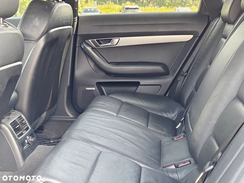 Audi A6 Avant 2.0 TDI Multitronic - 24