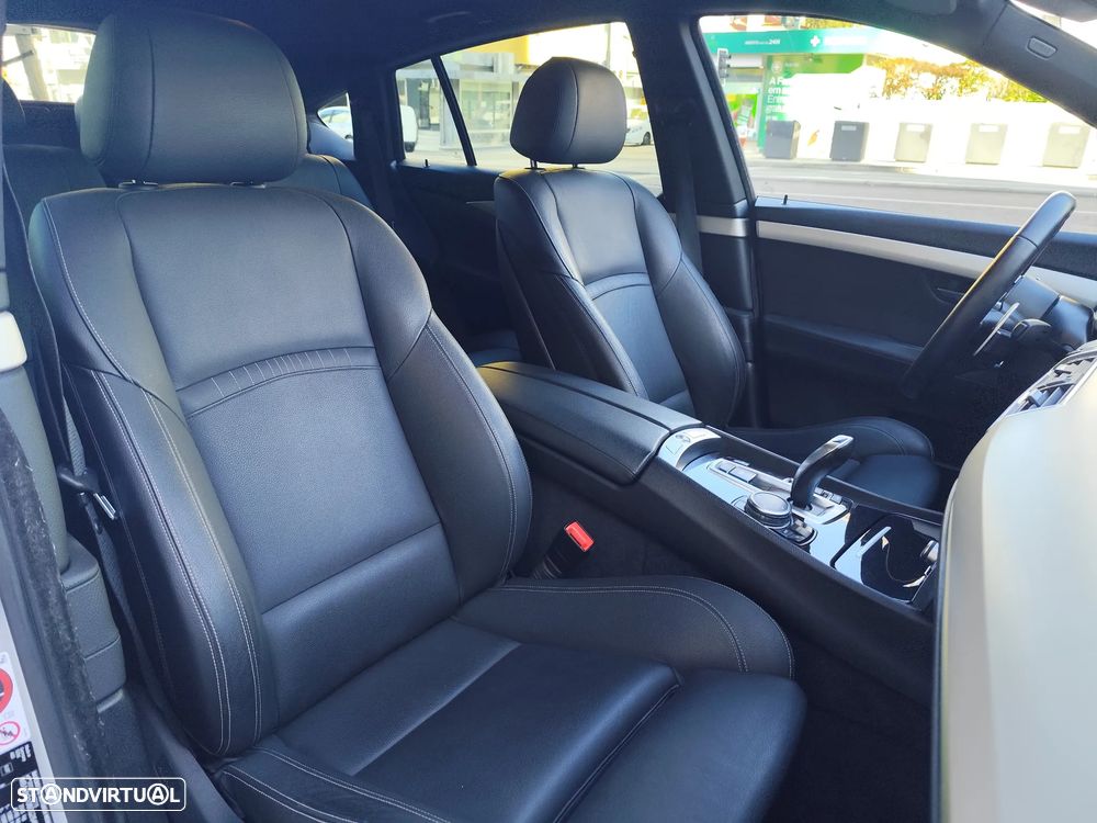 BMW 520 Gran Turismo d Line Luxury - 23