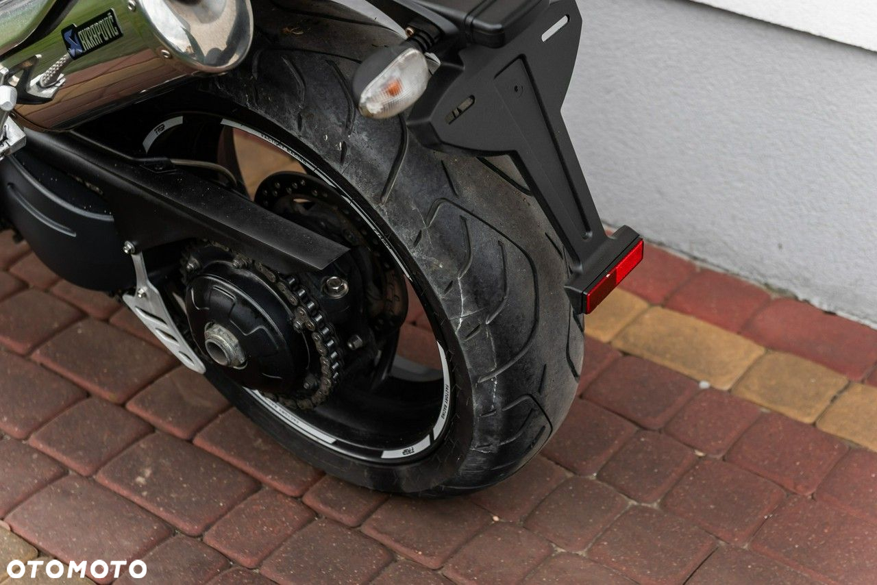Triumph Speed Triple - 8